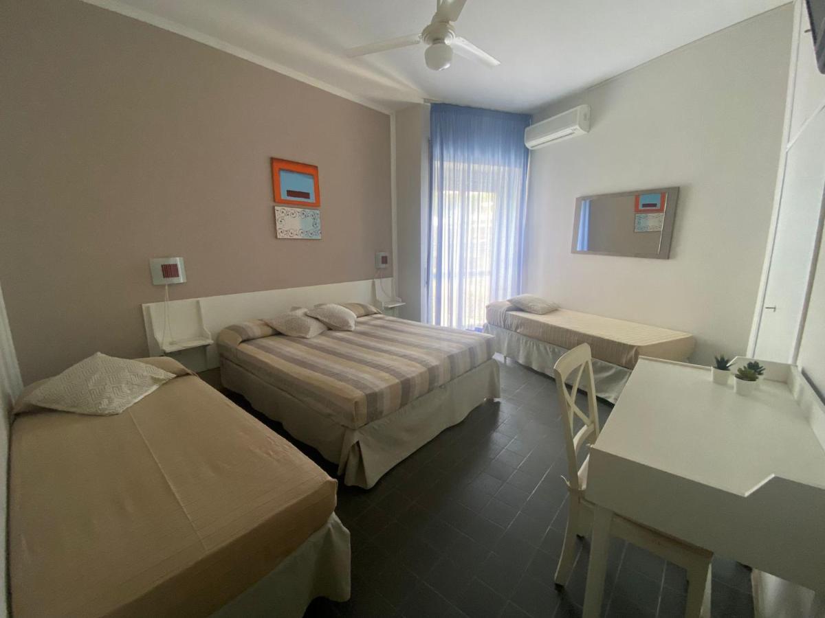 Hotel Anna Terracina Eksteriør bilde