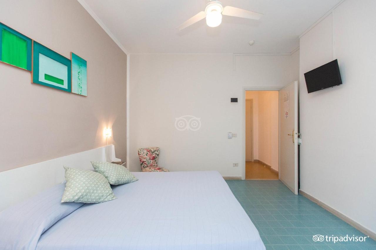 Hotel Anna Terracina Eksteriør bilde