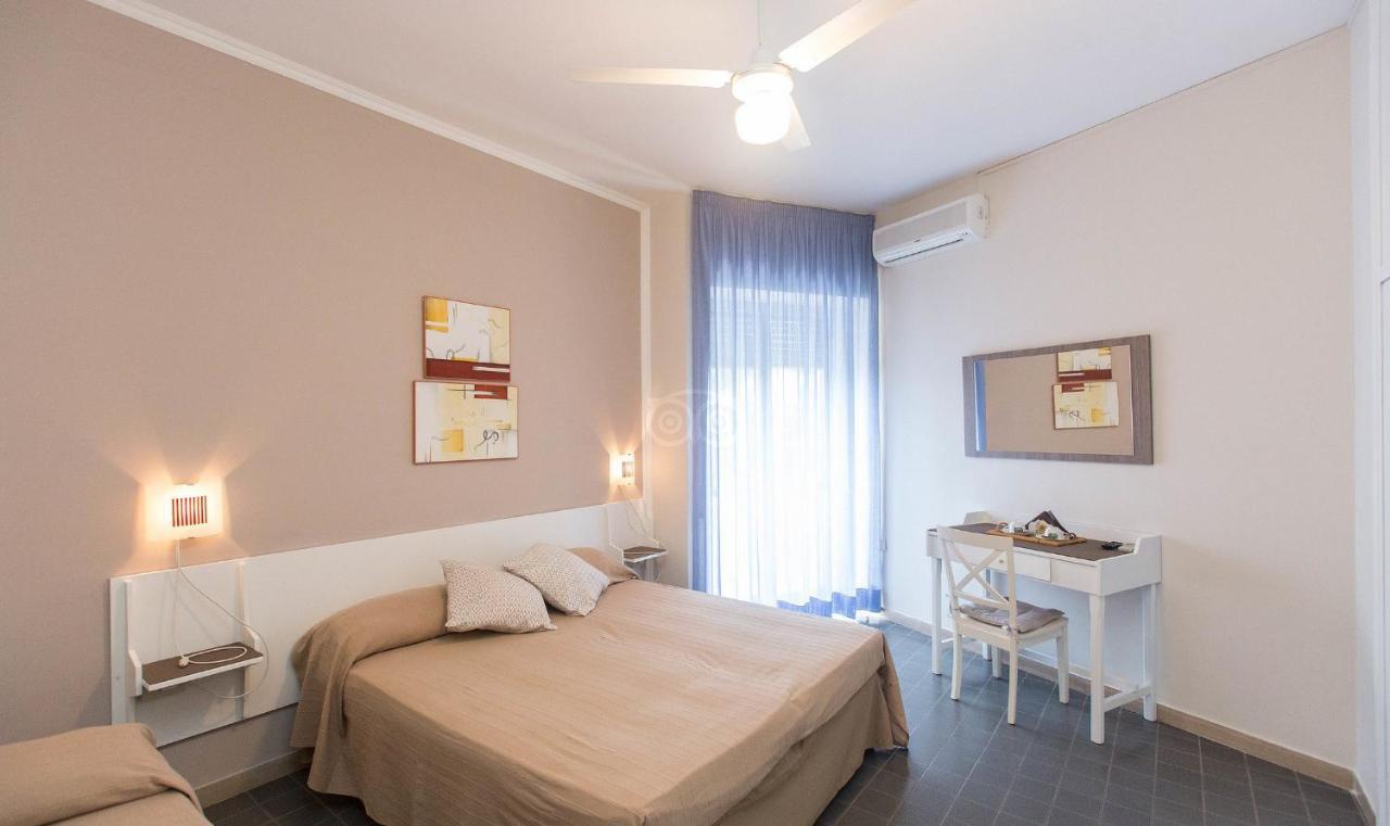 Hotel Anna Terracina Eksteriør bilde