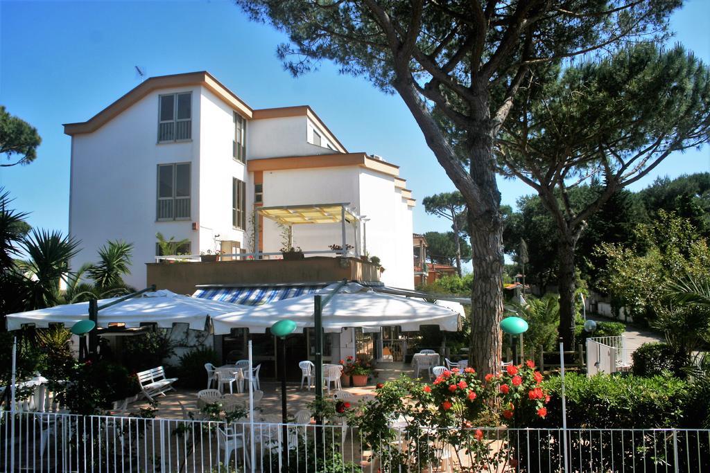 Hotel Anna Terracina Eksteriør bilde