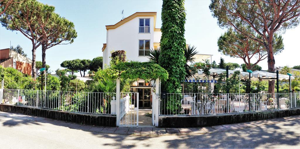 Hotel Anna Terracina Eksteriør bilde