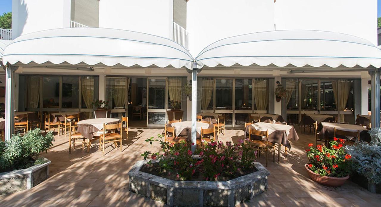 Hotel Anna Terracina Eksteriør bilde