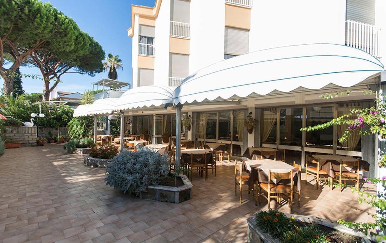 Hotel Anna Terracina Eksteriør bilde